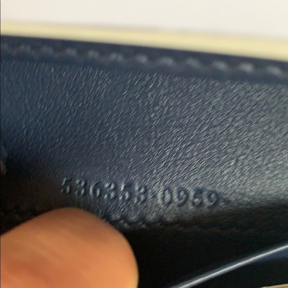Used Gucci Quilted Wallet - Picture 8 of 8